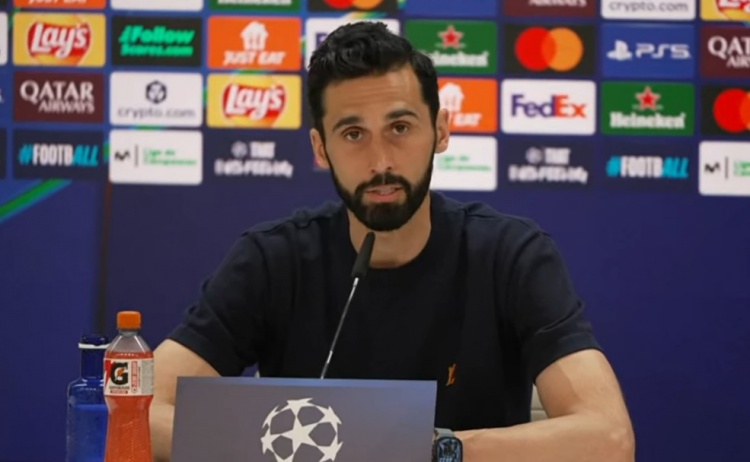 篮球资料库-阿韦洛亚：姆巴佩被塔放倒应该是红牌，不知道裁判看到了什么